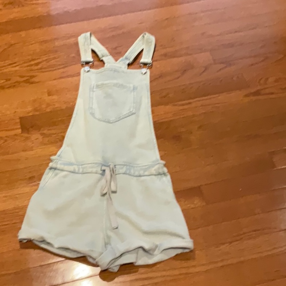 Z Supply overall shorts size extra small